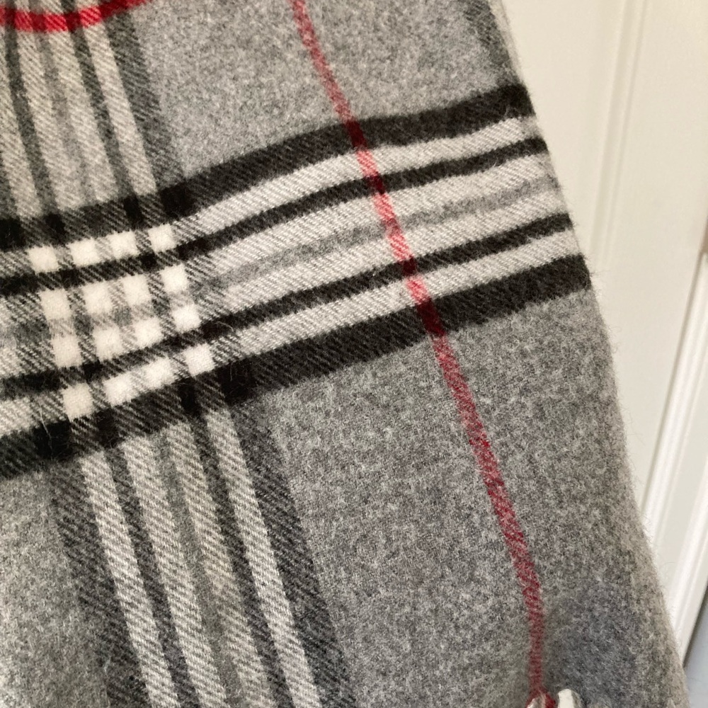 Grey plaid scarf